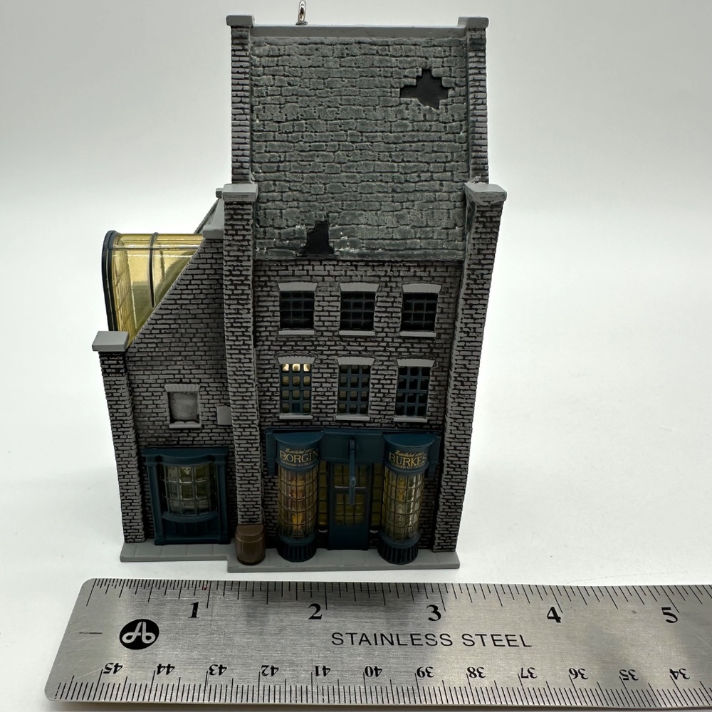 2022 Hallmark BORGIN and BURKES Harry Potter Keepsake Christmas Ornament - Picture 7 of 10